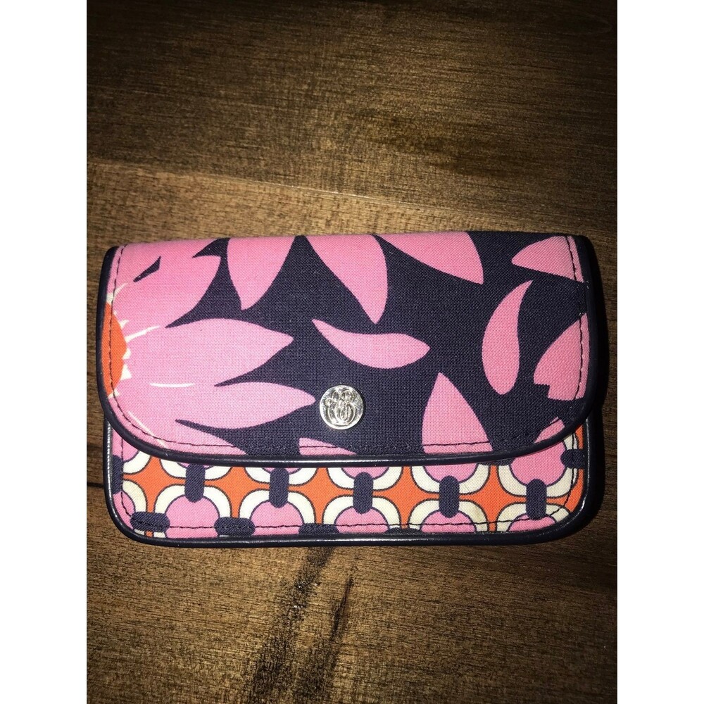 Vera Bradley  pink dasies wallet